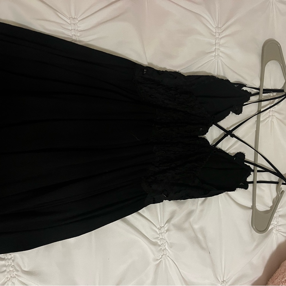 Elegant Black Lace Dress